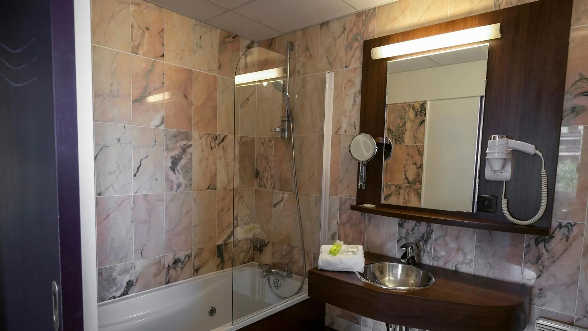 Brit Hotel Rennes Le Castel