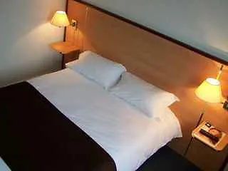 Brit Hotel Rennes Le Castel