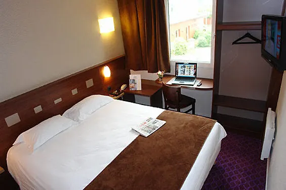 Brit Hotel Rennes Le Castel
